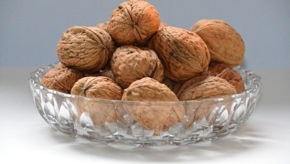 Benefits of walnuts for potency in men.